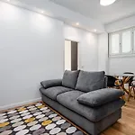 Hemeras Boutique Homes : 3 Apartments In Center