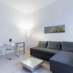 Hbhall Loreto 19 Apartment