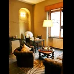 Luxury Boutique House