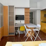Artist Nadia\'S Apartment In Porta Vercellina