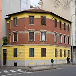 Artist Nadia\'S Apartment In Porta Vercellina