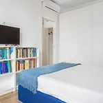 Luxnest I Porta Nuova Milan - Via Pirelli