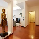 Corridoni Suite Apartment