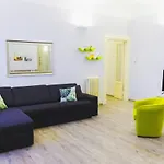 Book Now! Corso Buenos Aires & Loreto M1 Apartment