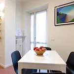 Velasquez Apartments - B - San Siro