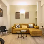 Repubblica Suite I-Hosted By Sweetstay