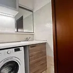 Urban House - Comfy Flat Navigli Milan Center