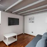 Cosy Apt Nearby Piazza Insubria! Book Now!