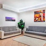Loft Porta Romana - Cozy Apartment & Wi-Fi