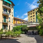 Loft Porta Romana - Cozy Apartment & Wi-Fi