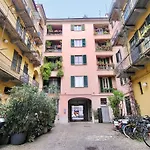 Apartment - Nella Corte Dei Navigli
