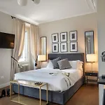 Corso Monforte Suites