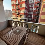 Guzzo B - Elegant Flat With Balcony At Bolivar M4 Metro