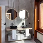 Free Parking - 5 Star - Sauna Luxury Apartment