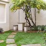 Sant Ambroeus Garden Apartment