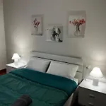 The Garden Apartment In Portello Certosa