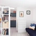 Terrace Apartment Close To Metro Station