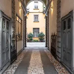 Bright Mini Studio In The Heart Of Milan