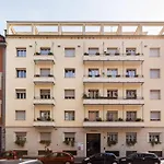 Gaffurio Apartments