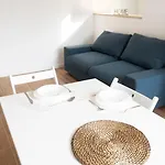 Lo3 • Navigli Chic Apartment •
