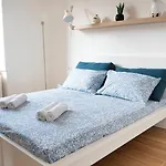 Lo3 • Navigli Chic Apartment •