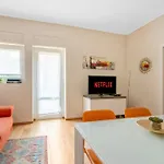 Easy Isola Apartment