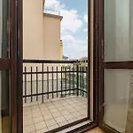 Minimal Apartment Near Bocconi University