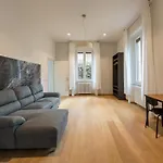 Rrrapido Holy Suites And Rooms - Via Sardegna