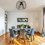 Elegant 2 Bedrooms Apartments Near Duomo