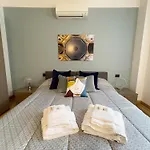 Rentopolis Apartments - Palazzo Candiani