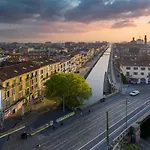 Milano M4 - Apt Design District - Duomo-Ac-Wifi