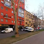 Mila Lux Lodi