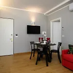 Appartamento In Centro Porta Venezia Milano