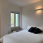 Bright Apartment With Balcony - Navigli Milan