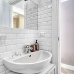 V2 Apartments Near Centrale
