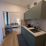 Milan Loreto Apartment 15 Mins From Duomo - M1 Rovereto