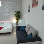 Mecenate Cozy Flat