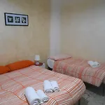 B&B Bayres House