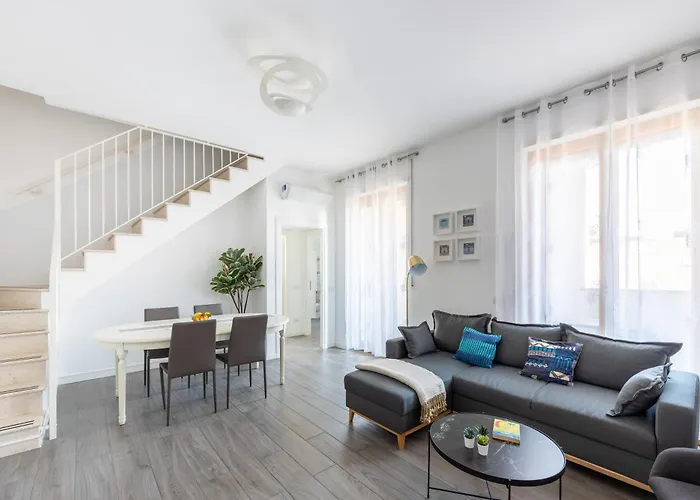 Bocconi\'S Nest - Close To Duomo With Terrace