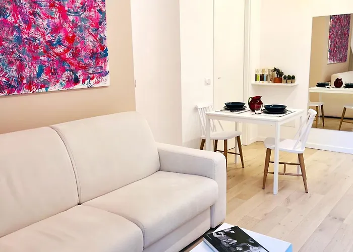Apartment Suite - Charlize - In The Heart Of Milan