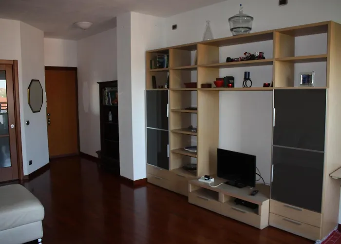 Elegante Appartamento Trilocale