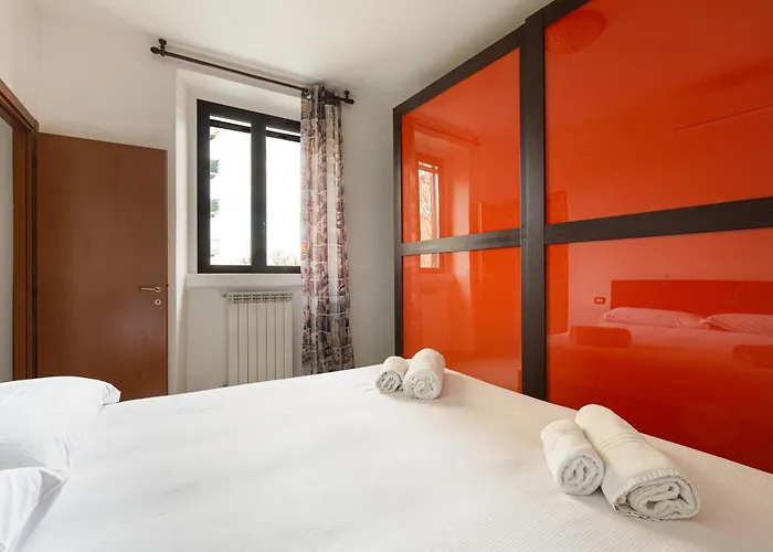 Milan Rogoredo - Bright Apartment