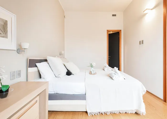 Wonderful Brera flat