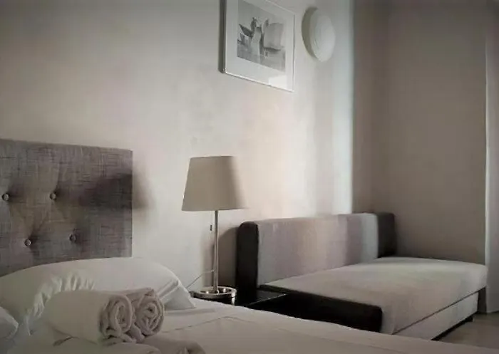 Casa Milano - Apartments And Rooms - Duomo\'S Whisper, Balcony