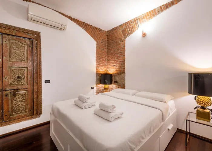 The Junior Loft Navigli - B Home