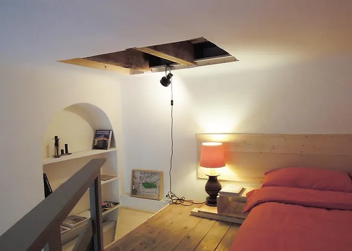 V12 Design Apartments