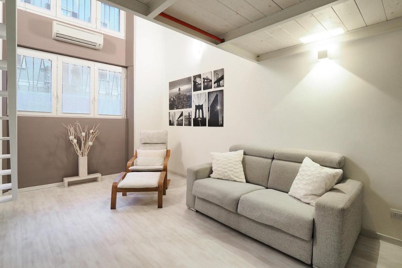 Contempora - Breno 2 Apartment Mailand
