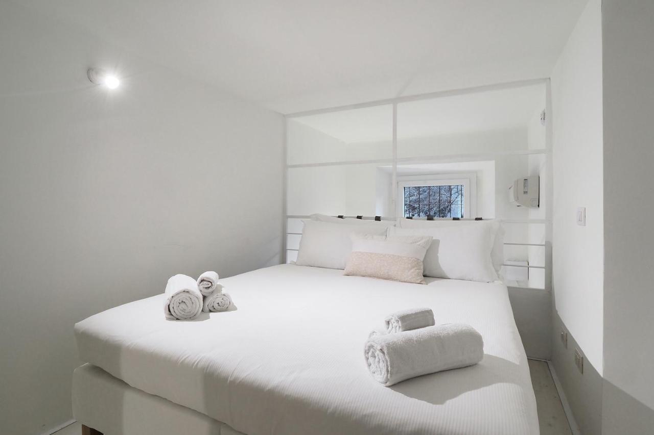 Contempora - Breno 2 Apartment Mailand