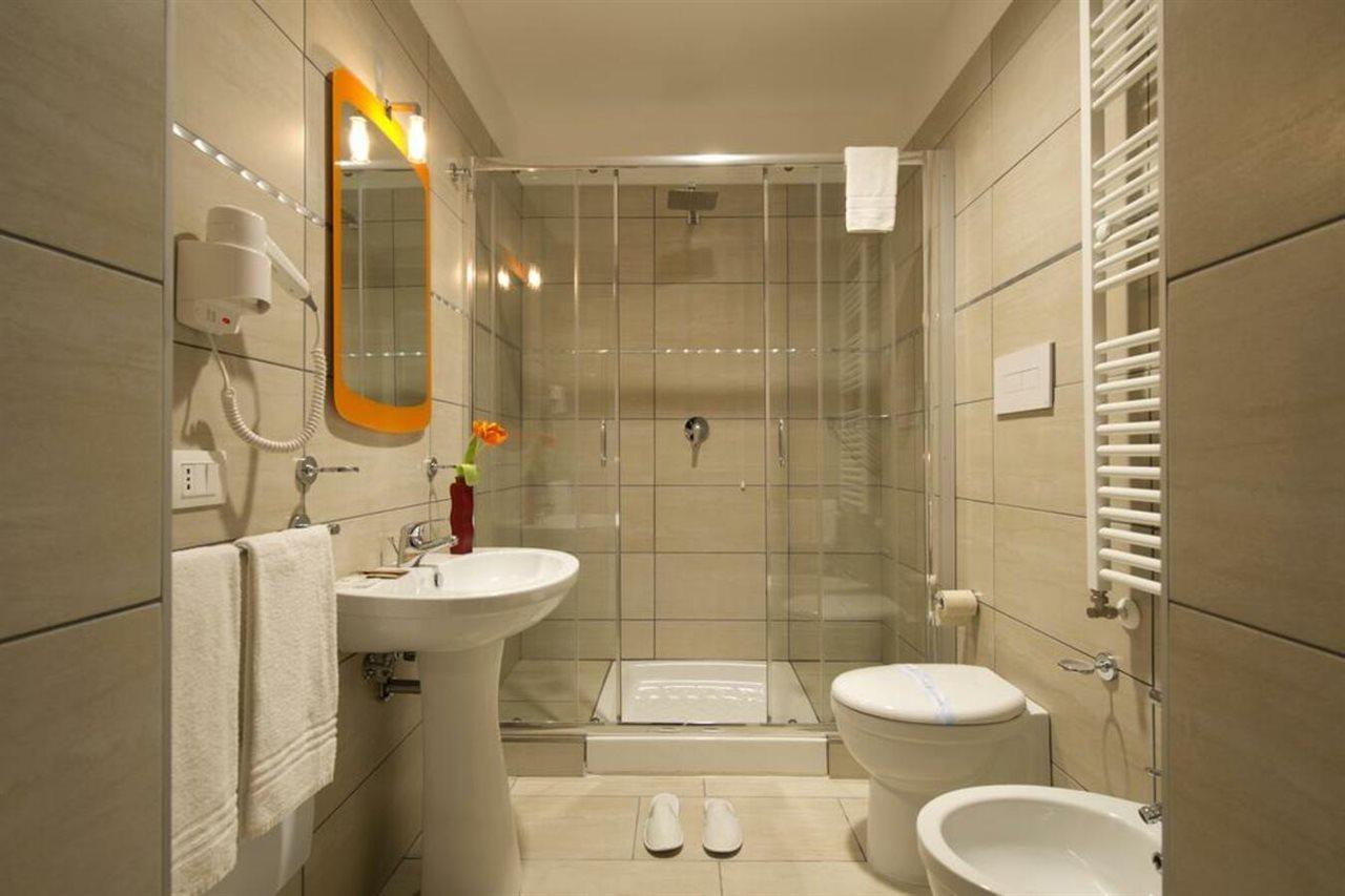 Oasi Village Hotel Milão