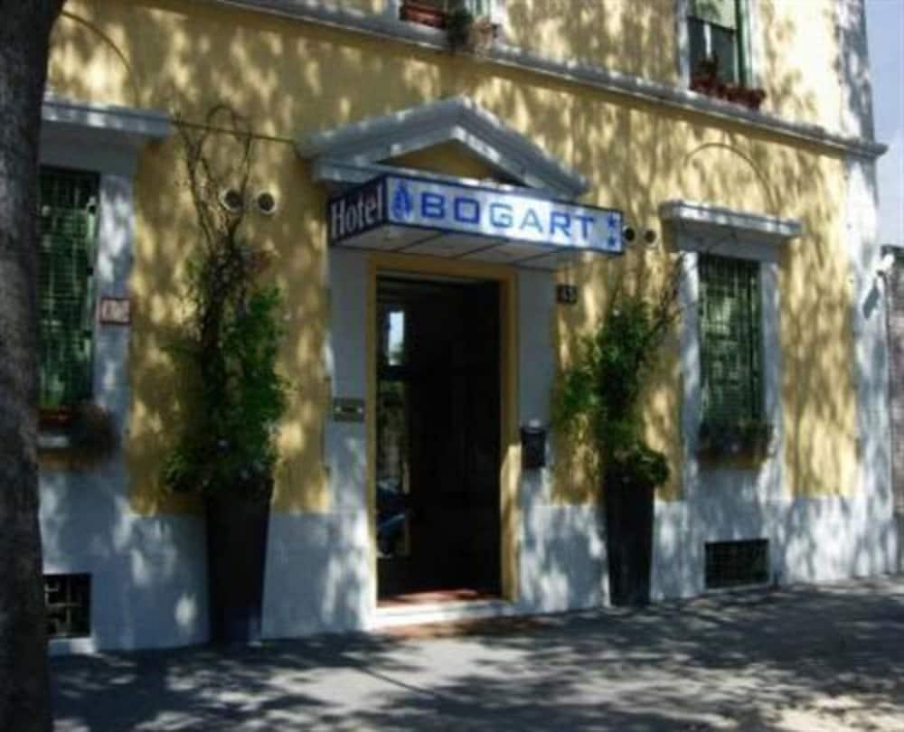 Hotel Bogart 2*